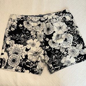 Size 16 Like New Talbots Shorts